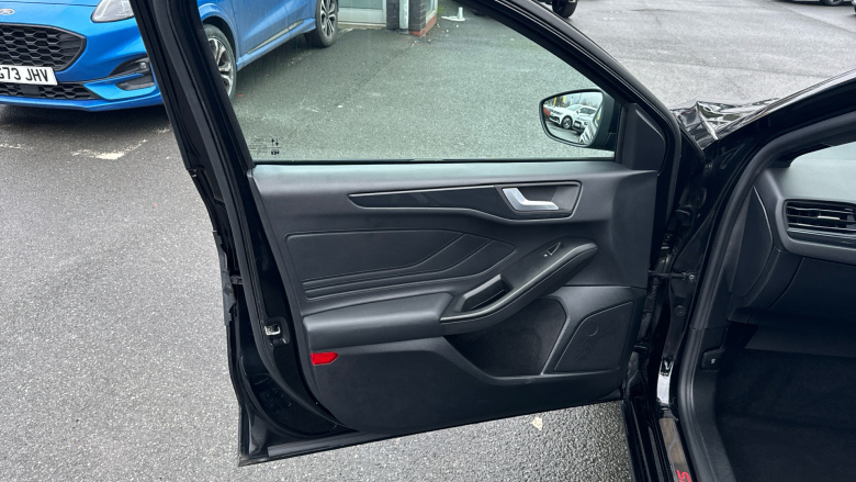 Ford Focus 1.0 EcoBoost Hybrid mHEV 155 ST-Line X Edition 5dr Petrol Hatchback